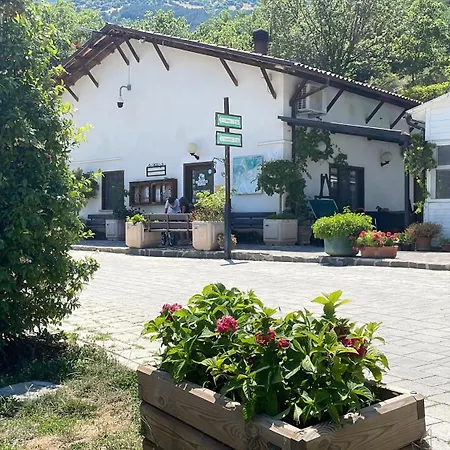 农家乐 Bioagriturismo La Porta Dei Parchi *