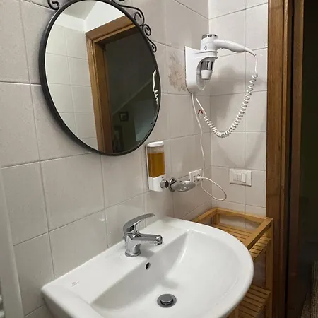 Bioagriturismo La Porta Dei Parchi 农家乐